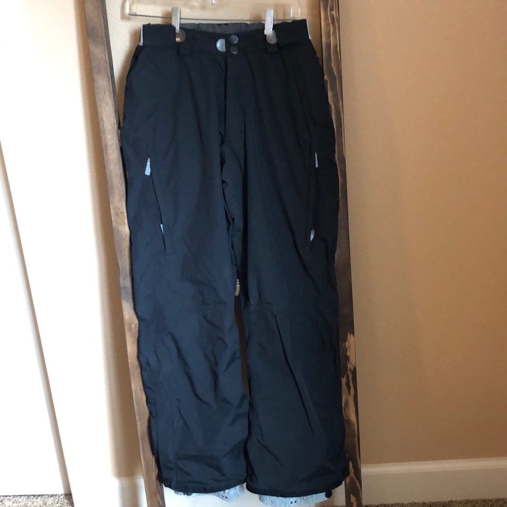 Ski or snowboard pants